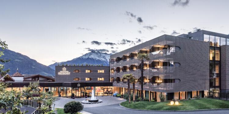 ****Schenna Resort