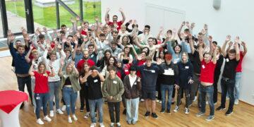 54 Fachkräfte von morgen durfte Fronius am Tag des Lehrstarts am Fertigungsstandort Sattledt begrüßen