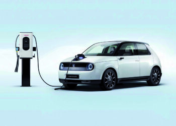 Ein Elektroauto kann ein Haus mit Strom versorgen