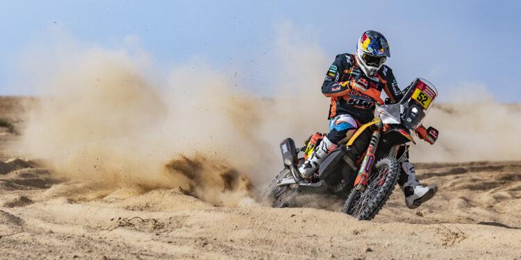 KTM MOTOHALL – von Wüstenabenteuern und Motorrädern