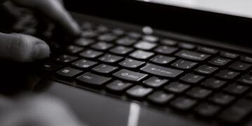 Ghostwriting – Die stille Kunst im Schatten