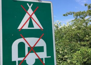 Wildcampen Verbotsschild