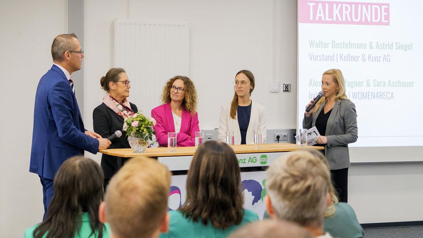 Talkrunde WOMEN4RECA